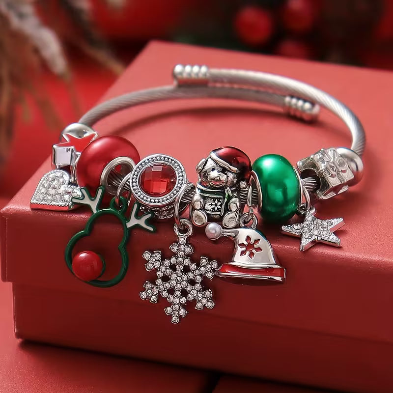 Snowflake Christmas Pendant Bracelet