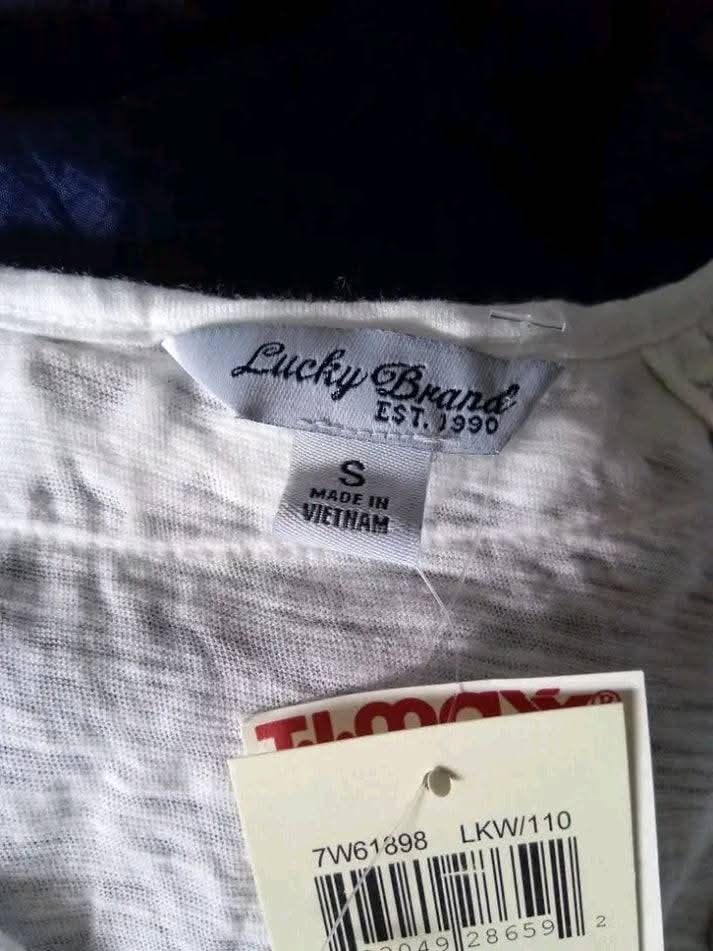 Lucky Brand small oversized basic white blouse