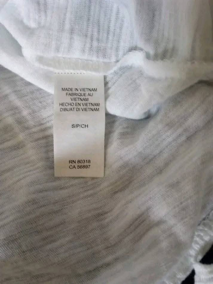 Lucky Brand small oversized basic white blouse