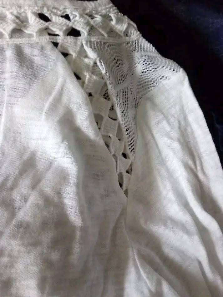 Lucky Brand small oversized basic white blouse