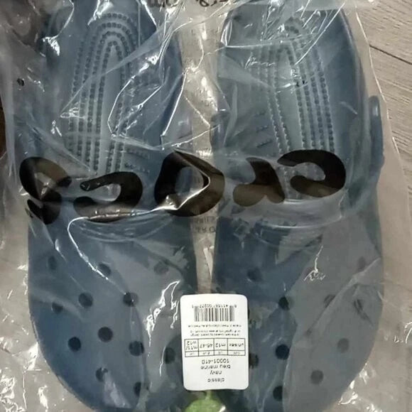 CROCS CLASSIC CLOG (Brand New)